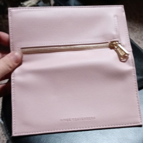 Handbag - Picture 4 of 4